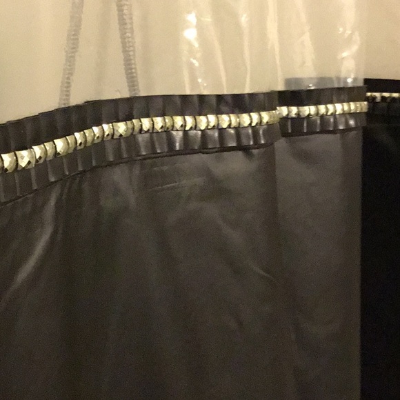 Distinctive Shower Curtain - Picture 4 of 7